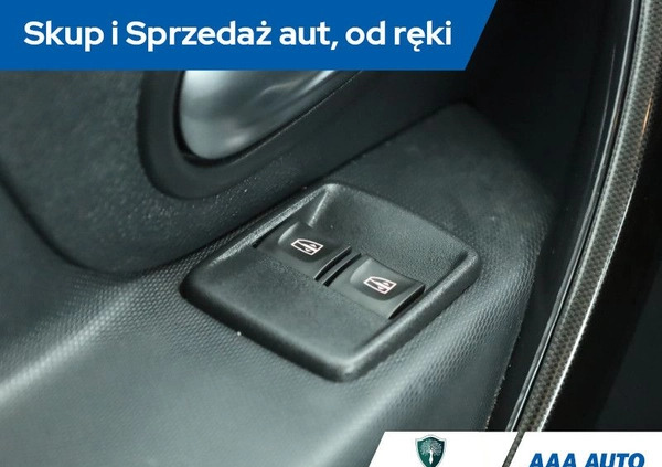Dacia Logan cena 34000 przebieg: 72505, rok produkcji 2018 z Sucha Beskidzka małe 121